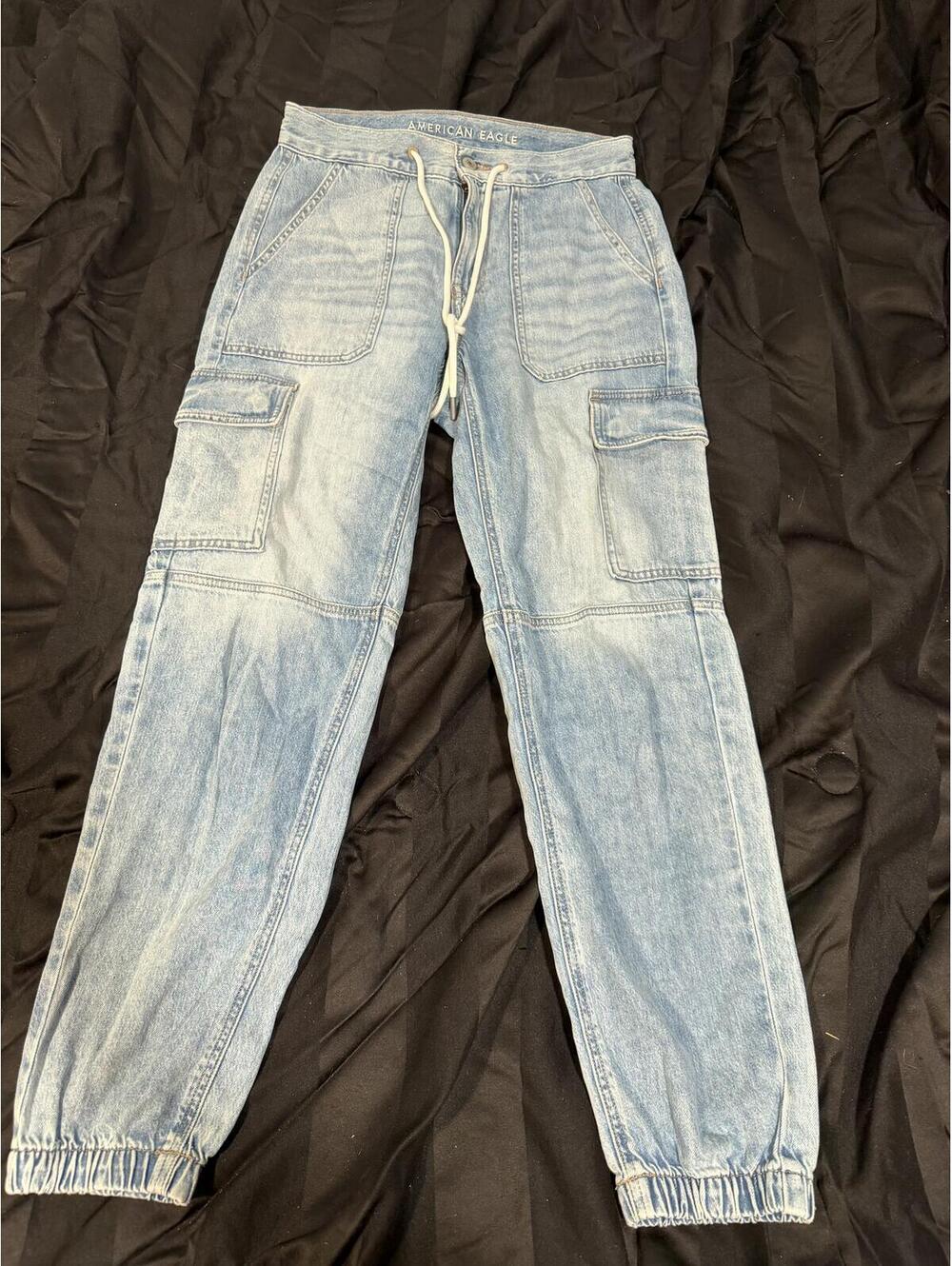 American Eagle Light Wash Denim‎ Cargo Jogger Pants Sz 2R
